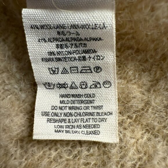 Free People Sleeveless Wrap Cardigan Sweater Asymmetrical Hem Size X-Small - Picture 6 of 9